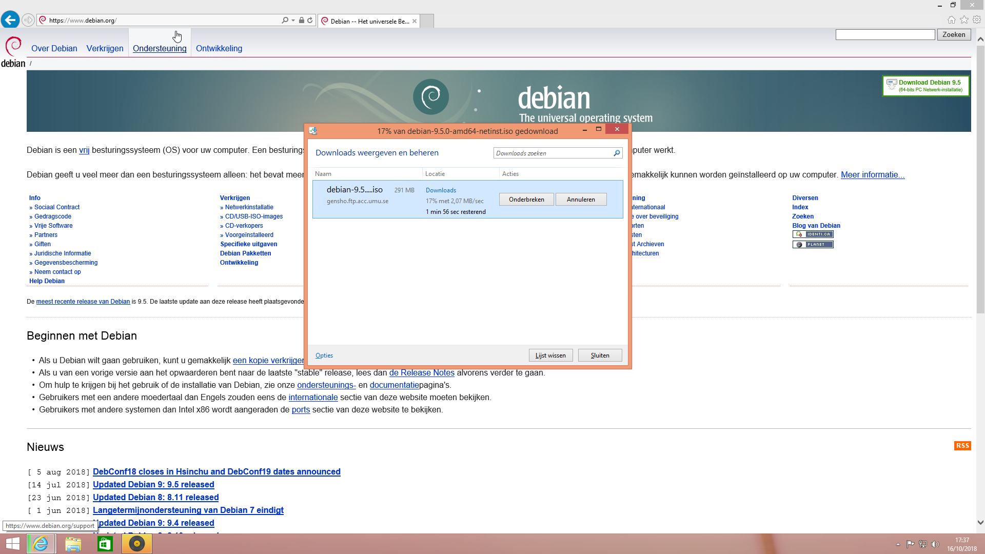 Debian net-installer ISO aan het downloaden